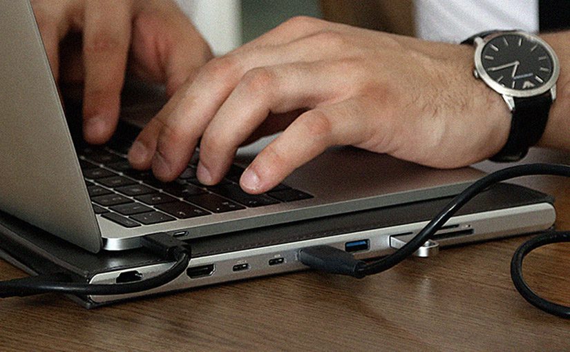 DockCase: A Clever Solution for the Port-Anemic MacBook Pro 13…Except for Power